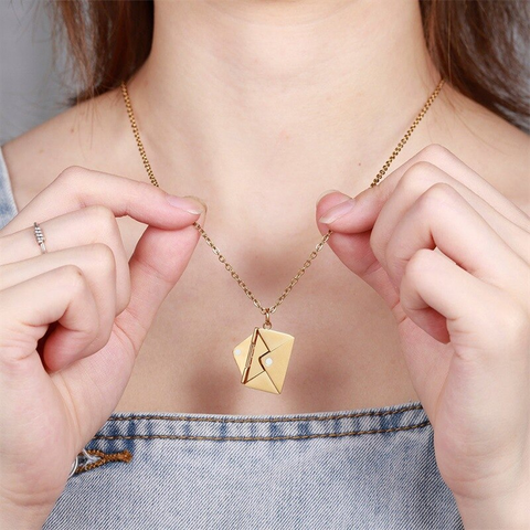 Necklace with a secret message - I love you