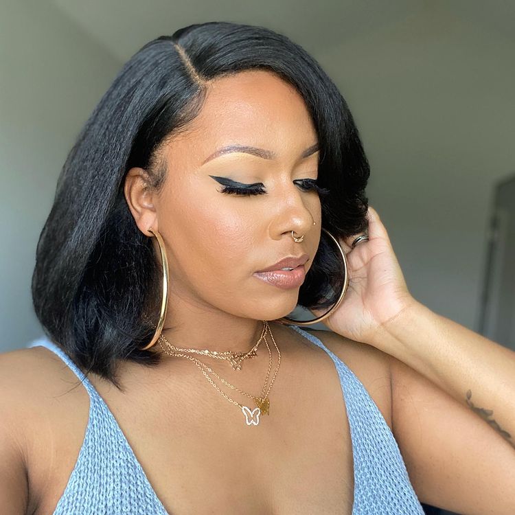 Celebrity Style Short Cut Side Part Closure Bob Wig